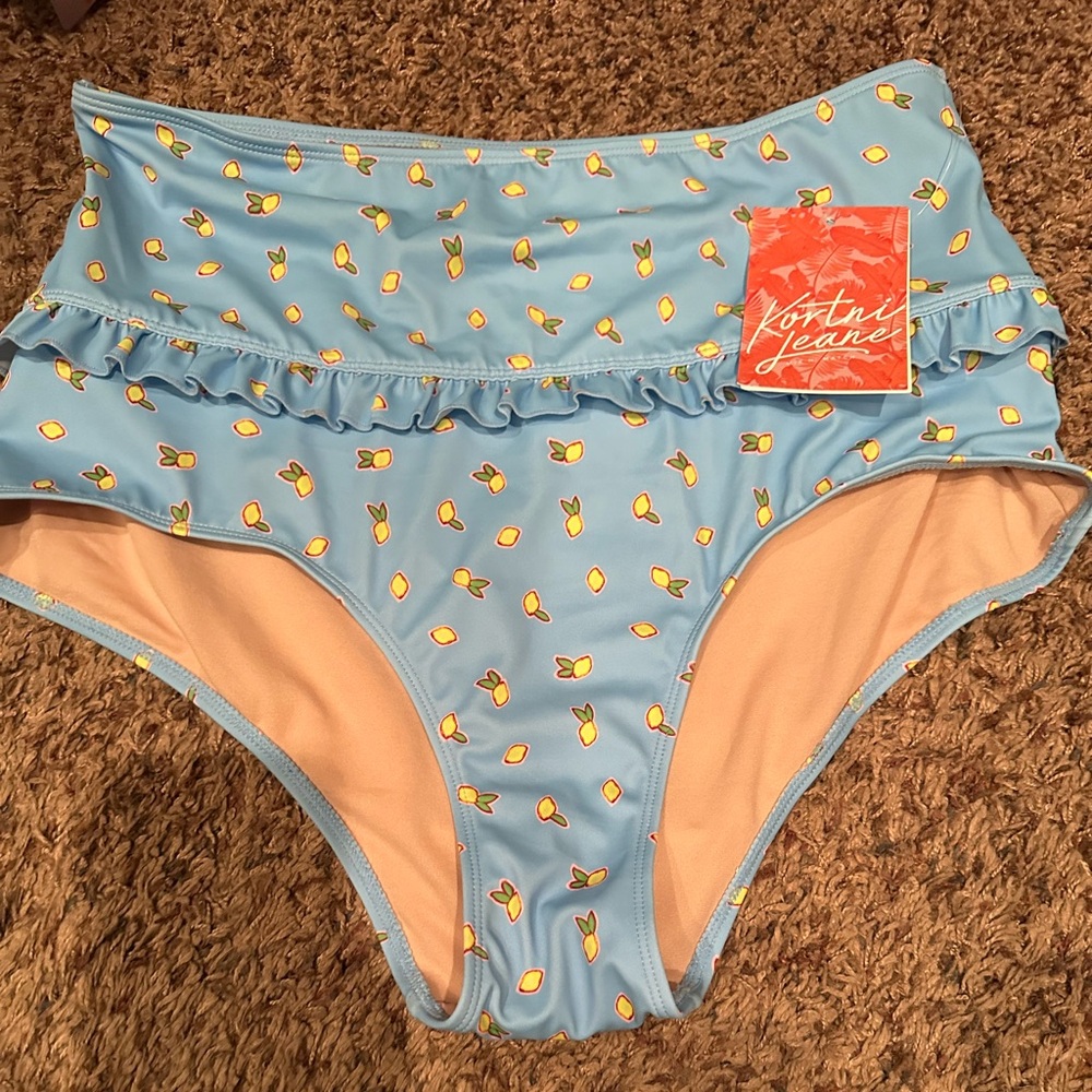Kortni Jeane XL bottoms